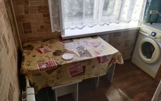 2 комн квартира ул. Габдуллина д. 61, 5/5, 1973 г, кирпич- 11500000 торг