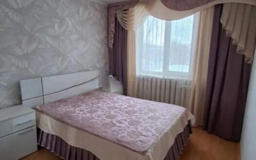 3 комн квартира центральный д 38,3/6,61 кв.м, 1990г-22600000