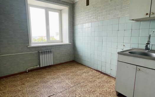 2 х комнатная Абая 48 45кв.м 1983 год Кирпич 5/5 этаж -13.100.000