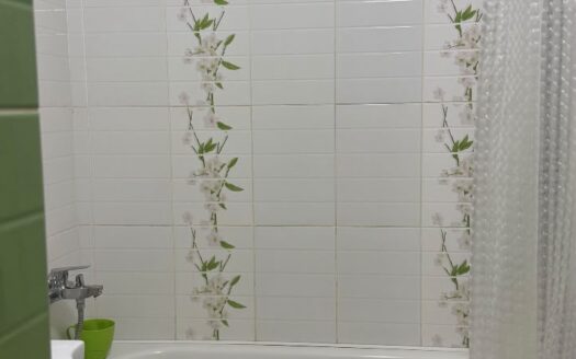 3х ком квартира. Назарбаева 19, 60квм, 2/6этаж, 1992год- 24600000 т