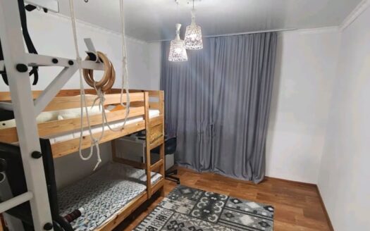 3 ком квартира Саина 64кв.м 2/5 эт 1980год,-18600000 т