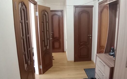 Homepage 2х ком квартира Жайляу 82, 3/3эт, 50 квм, 1999гп- 11600000